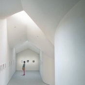 © Hiroshi Nakamura & NAP