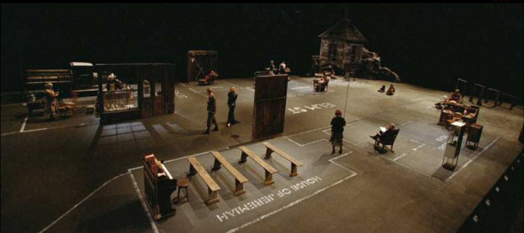 2004-07-12dogville1