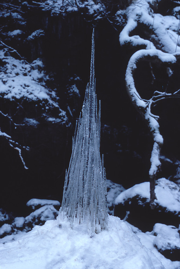 Andy Goldsworthy_Icicle Spire_1985_Color